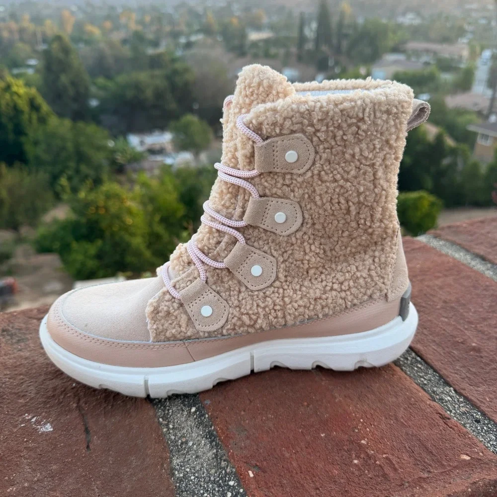 Sorel excellent only